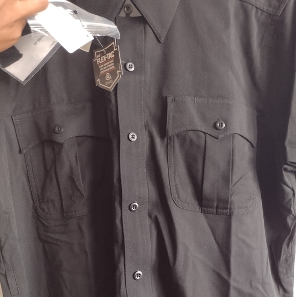 5.11 Tactical Merino Wool Black Short Sleeve Work Shirt Men's Large Uniform - Picture 4 of 10